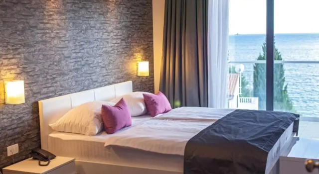 Полулюкс seafront Boutique Hotel Life, Sea, Wellness & SPA