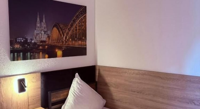 Номер Economy Niehler Hotel