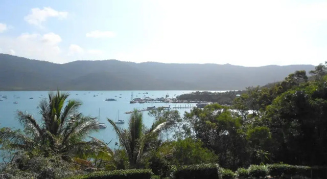 Студия Executive Coral Point Lodge