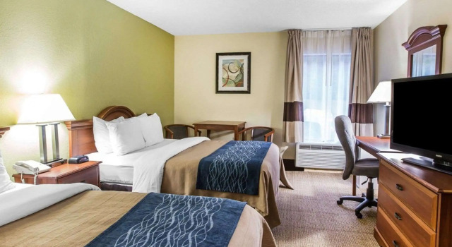 Четырёхместный номер Standard Quality Inn Darien-North Brunswick