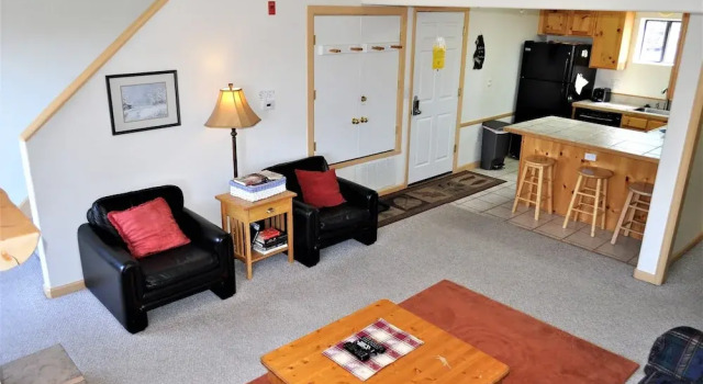 Timber 2 bed 2 bath 2 Br condo by RedAwning, Rezerwuj Hotel Hotele w Vail Ski z parkingiem, Parking