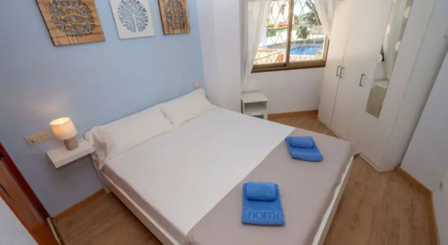 Apartment Mimasol Creixell, Varaa Huoneisto Hotellit Tarragonès uima-altaalla, Uima-allas