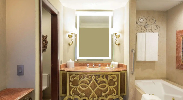 Четырёхместный номер Deluxe Hilton Guatemala City, Guatemala