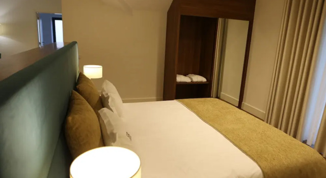 Люкс Deluxe с балконом Hotel Solar do Rebolo