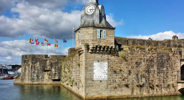 Holiday Home Near Brittany Beaches, Забронировать Отель Отели Finistère с парковкой, Парковка