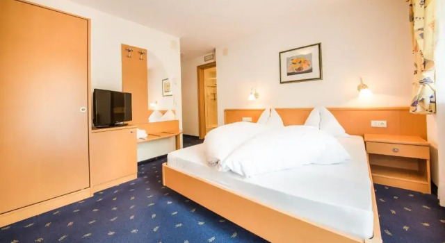 Двухместный номер Comfort с балконом Sporthotel St. Michael