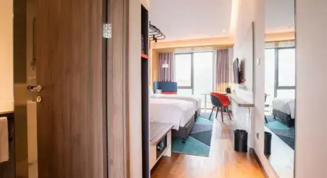 Номер Superior Holiday Inn Express Guizhou Qinglong by IHG
