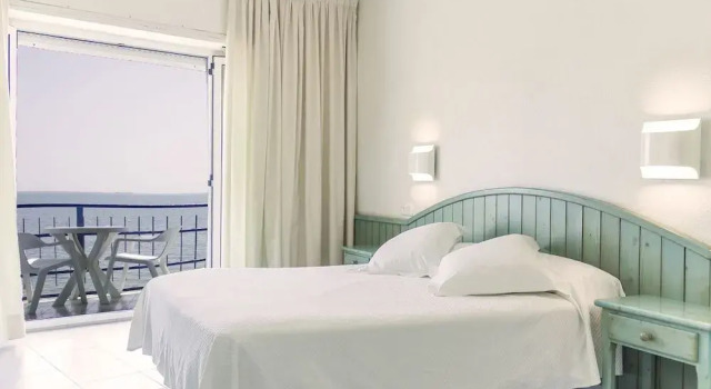 Hotel Restaurant Juanito Platja, Забронировать Отель Сан-Карлос-де-ла-Рапита Дельта Эбро