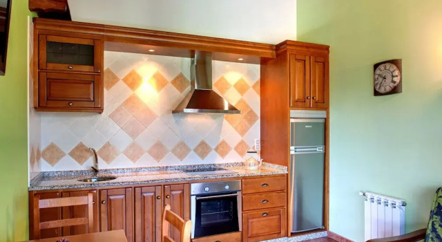 Апартаменты Apartamentos Rurales "La Torre" y "El Pielago"