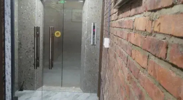 Shenzhen honeyworks homestay, Rezerwuj Hotel Hotele w Shenzhen z parkingiem, Parking