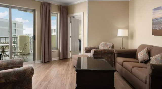 Condo с 2 комнатами с видом на океан Royale Palms Condominiums