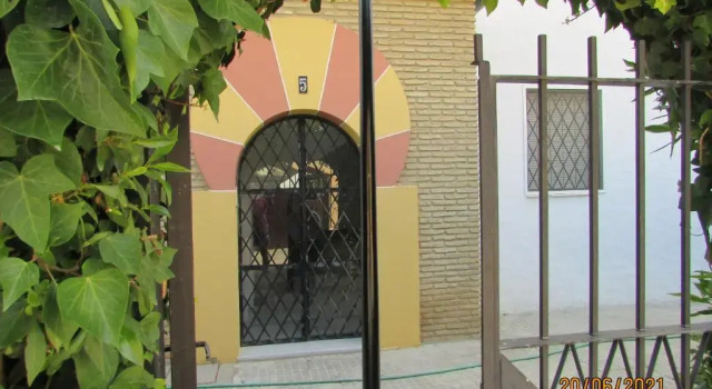 Calle Yerbabuena 5