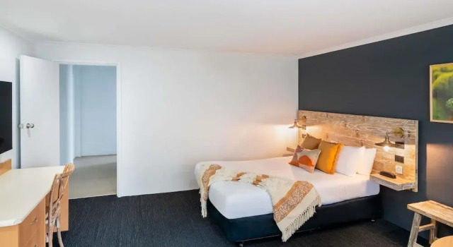 Шестиместный номер Standard ibis Styles Orange
