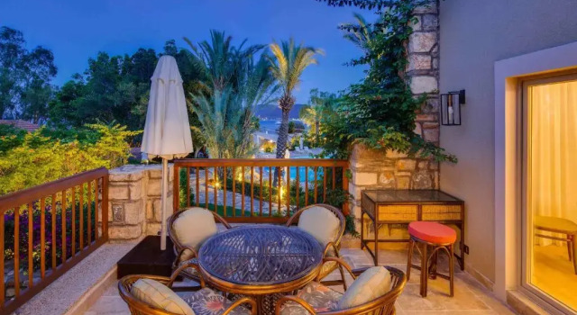 Люкс с 2 комнатами Отель Divan Bodrum