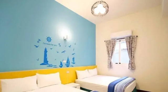 Четырёхместный номер Standard Happy B&B