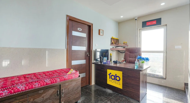 Fabhotel Whitefield Suites