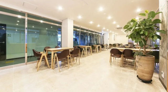 Sunrise Hotel Seopjikoji