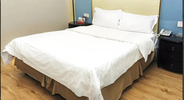Zhangjiakou Micky Fashion Hotel