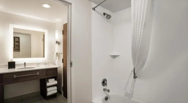 Люкс Homewood Suites By Hilton Florence
