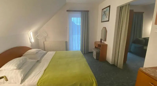 Семейный номер Standard с балконом Villa Valeria Heviz