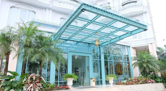 Noor Hotel