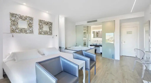 Двухместный номер Deluxe Hotel Astoria Playa Adults Only Sup