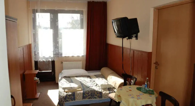 Трёхместный номер Standard Hotel Bona