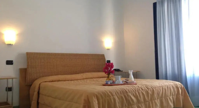 Трёхместный номер Standard Hotel Aura