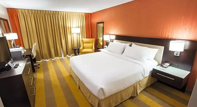 Двухместный люкс c 1 комнатой Wyndham Rochester Downtown