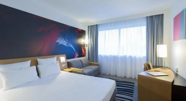 Номер Superior Novotel Poitiers Site du Futuroscope