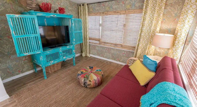 Beach Hideaway Apartment 3