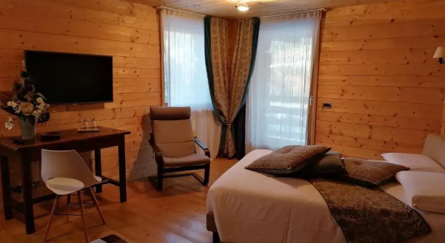 Au Rascard, Prenota Hotel Brusson Valle d'Aosta