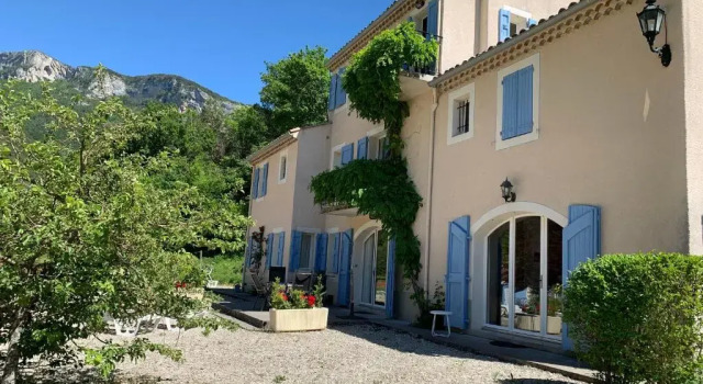 Коттедж с 2 комнатами Domaine La Pique