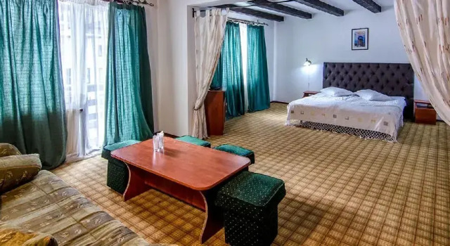 Hotel Gradistea - Complex Cheile Gradistei, Κράτηση Ξενοδοχείο Moieciu de Jos Bran