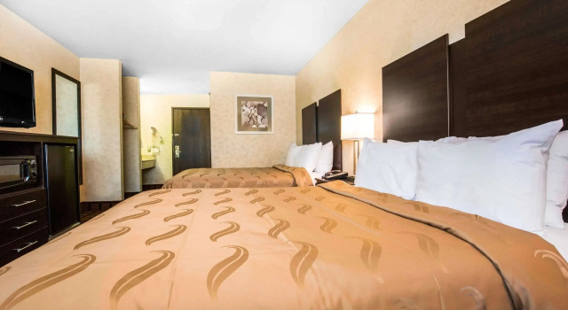 Standard Vierer Zimmer Quality Inn Monee I-57