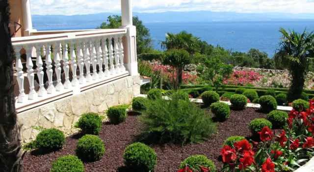 Двухместный номер Standard с балконом и с видом на море Bed and Breakfast Villa Iris