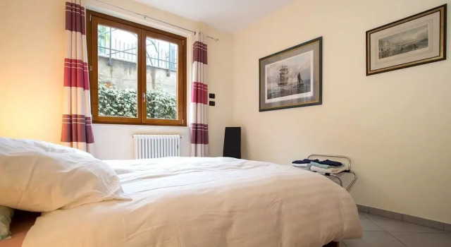 Contemporary 3 Bed Apartment With Lake Views, Wifi, Near Village