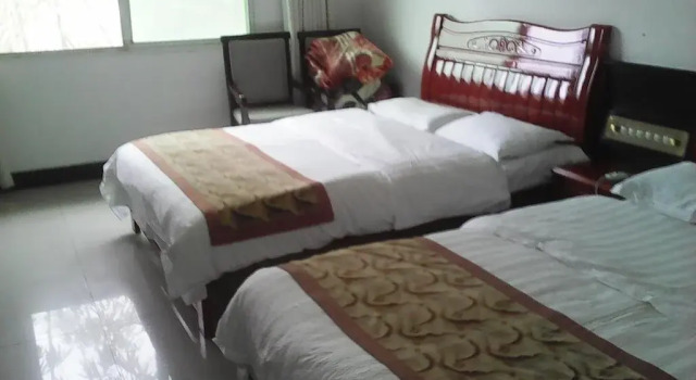 Shunan Zhuhai Home Inn, Book Hotel Hotels in Yibin with Parking, Parking