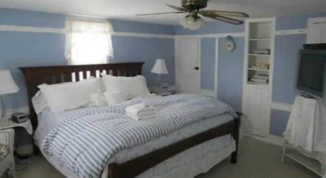 Shaker Farm Bed and Breakfast, Buchen Sie Bauernhof Ferien auf dem Bauernhof in Enfield, Bauernhof