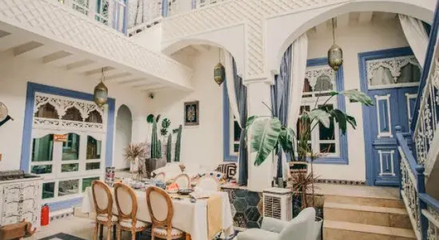 Yi Jing Qian Xun Homestay, Book Hotel Kashgar Xinjiang