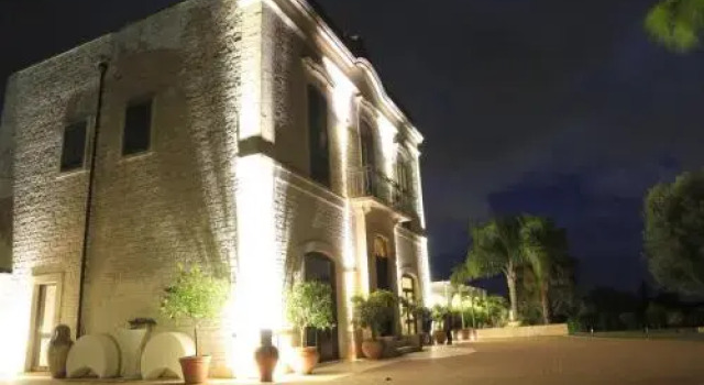 Masseria Torre Catena, Buchen Sie Hotel Hotels in Metropolitanstadt Bari mit Parkplatz, Parkplätze