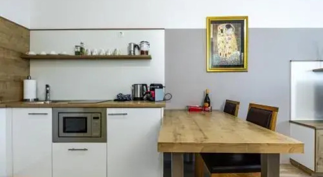 Apartment Oper