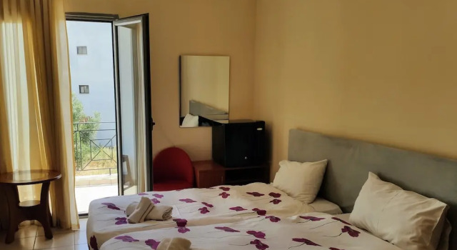 Двухместный номер Standard с балконом Hotel King