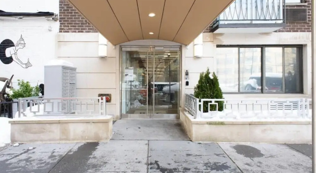 75-2d New 1BR Prime UES W D Balcony Elevator, Забронировать Апартаменты/квартира Апартаменты Нью-Йорка, рядом с Концертный и выставочный зал Park Avenue Armory, Апартаменты/квартира