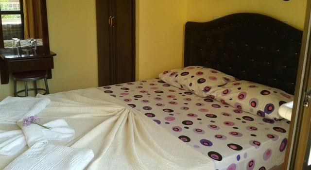 Defne Zevkim Hotel