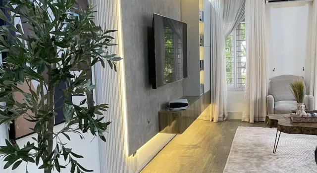 Luxury 2BR Apt Central Lekki Phase 1, Prenota Appartamento Hotel a Eti-Osa con parcheggio, Parcheggio