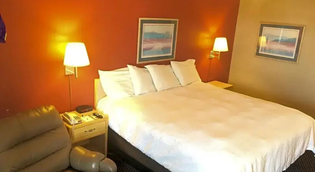 Номер Standard Americas Best Value Inn Garden City