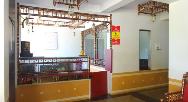 Hotel Kansar Palace, Забронировать Отель Сапутара штат Махараштра