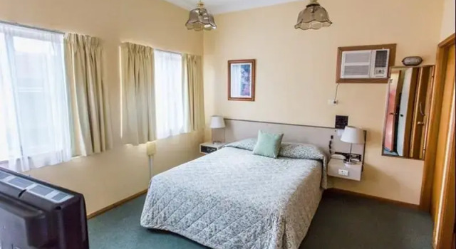 Номер Economy Westwood Motor Inn