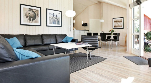 Six-Person Villa with Sleeping Alcove, Book Feriehus Villaer i Schleswig-Holsten, Villa
